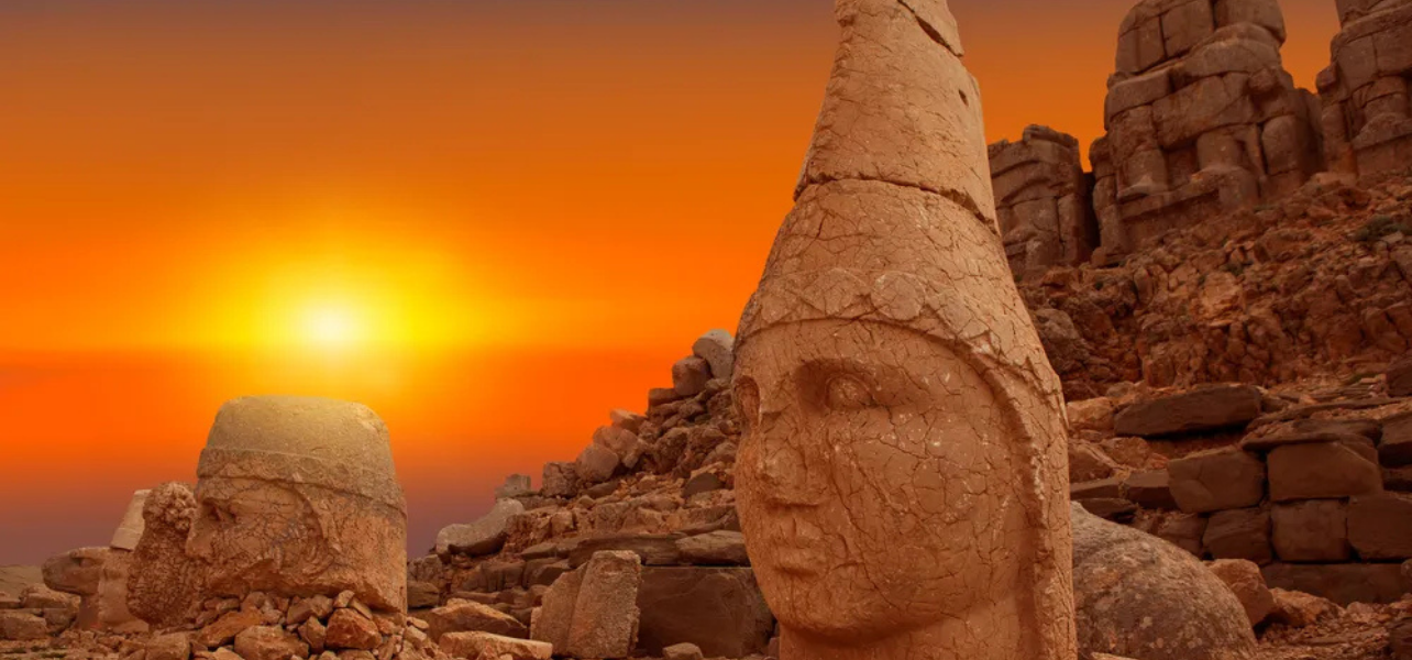 MANZARACI ile UÇAKLI GAP TURU DİYARBAKIR - BATMAN - MİDYAT - MARDİN - ŞANLIURFA   MEZOPOTAMYA TURU